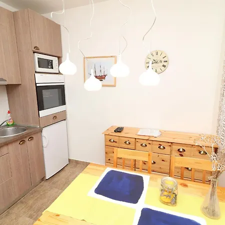 Trstenica Appartement *